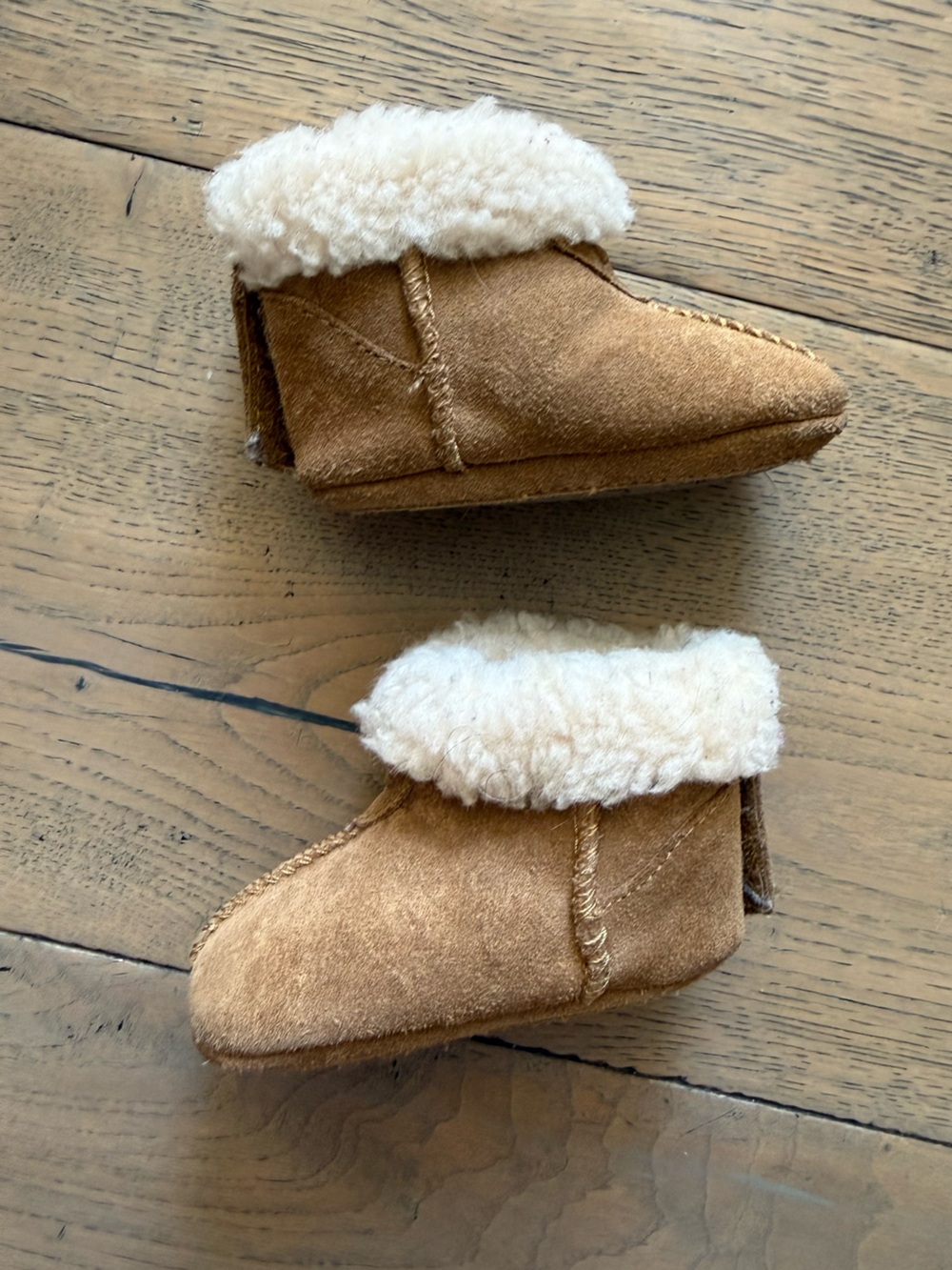 UGG Baby “GOJEE” Shearling Suede Booties Chestnut Size 0/1 0-6M